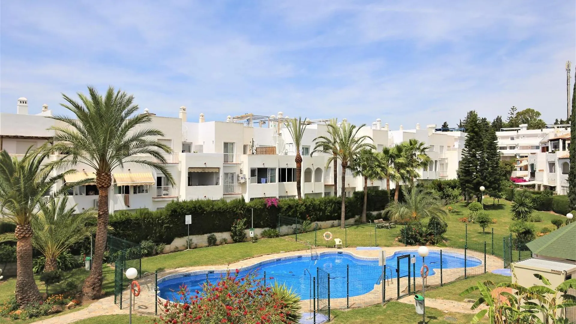 Estepona East Penthouse Apartment Sylvia