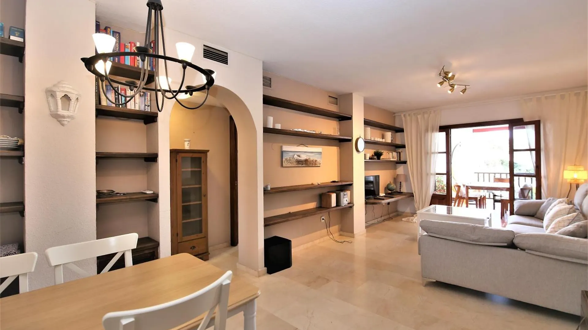 Estepona East Penthouse Apartment Sylvia