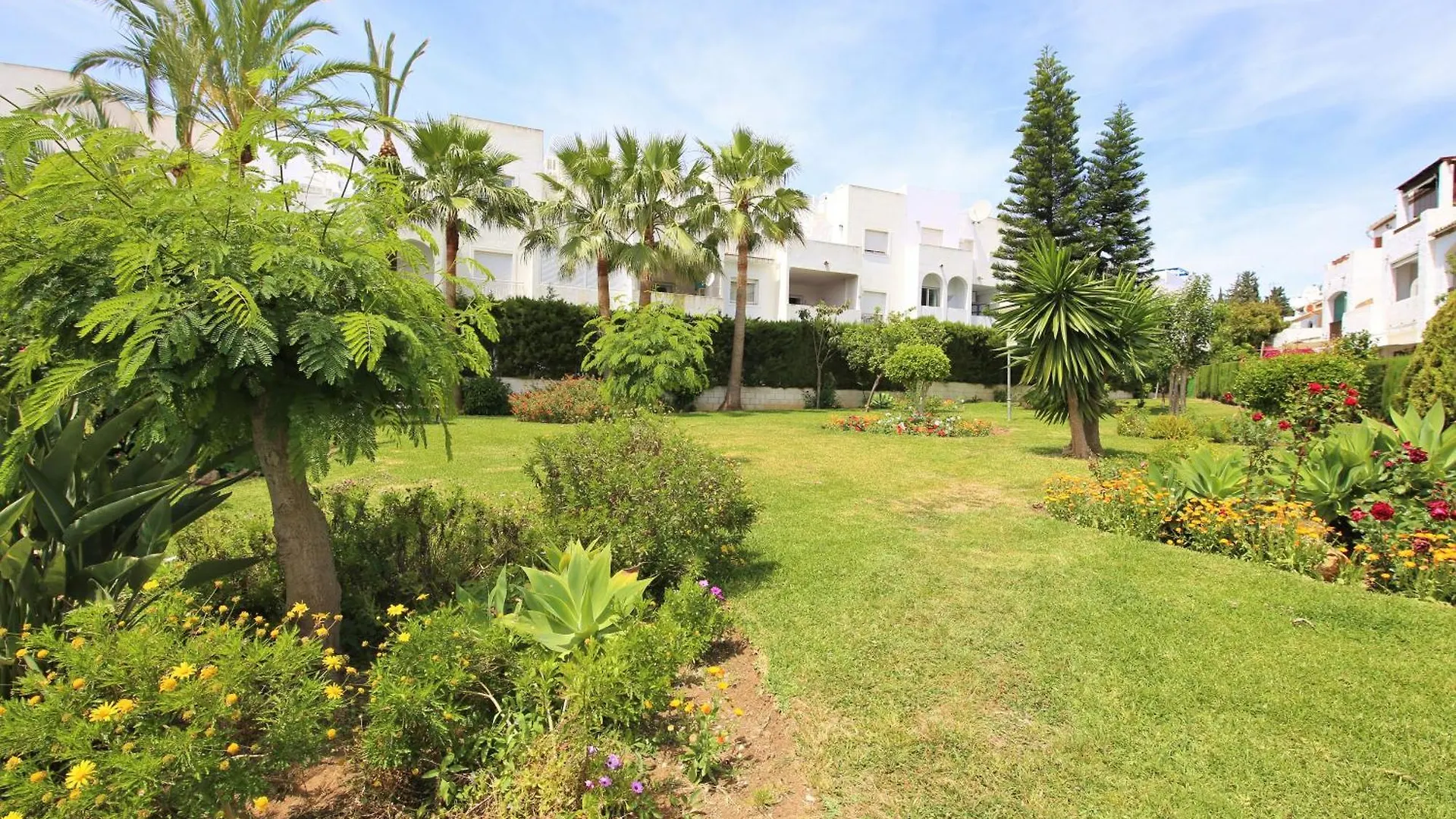 Estepona East Penthouse Apartment Sylvia